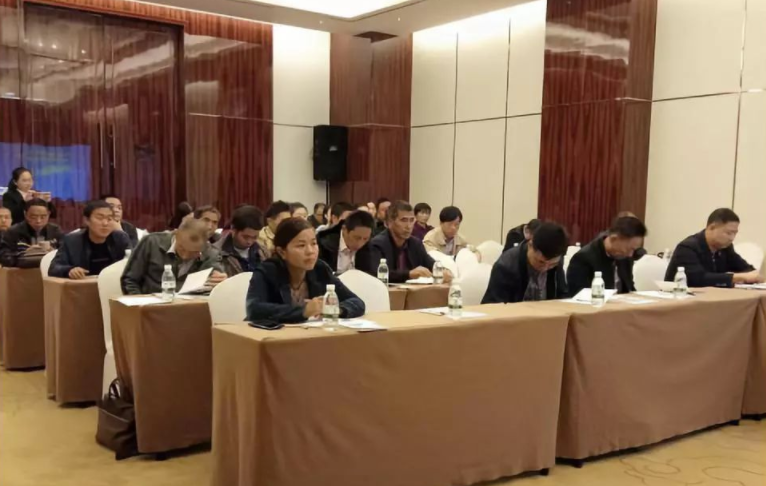 青峪豬養殖技術培訓會圓滿舉行